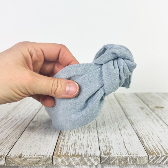 Light Blue Knotted Headband - Picture 4 of 4